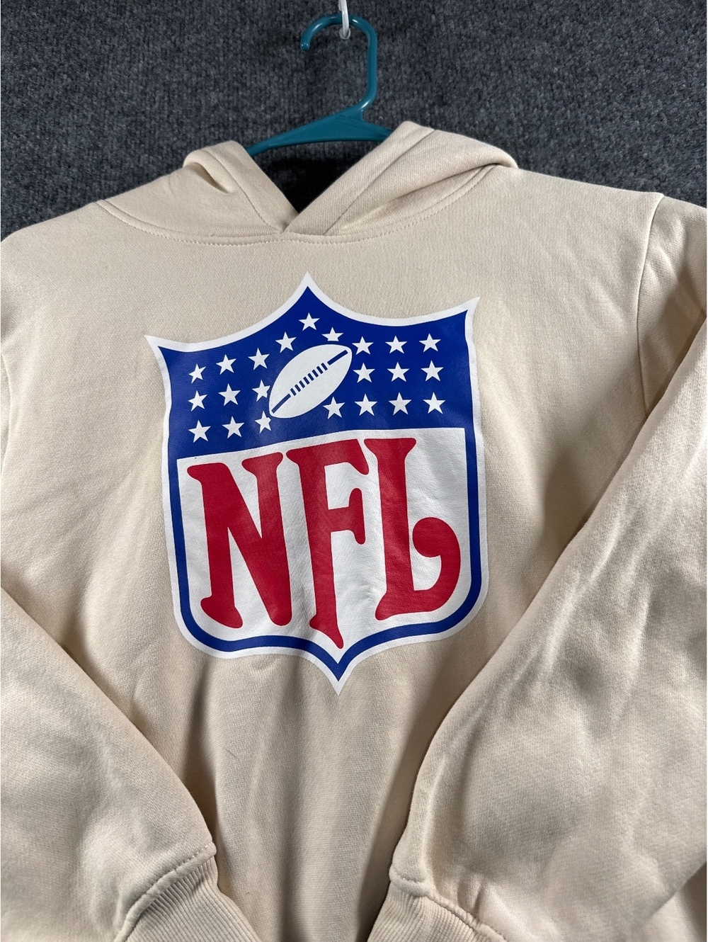 NFL Team Apparel Youth L 12/14 Logo Hoodie Cream Pullover Football
